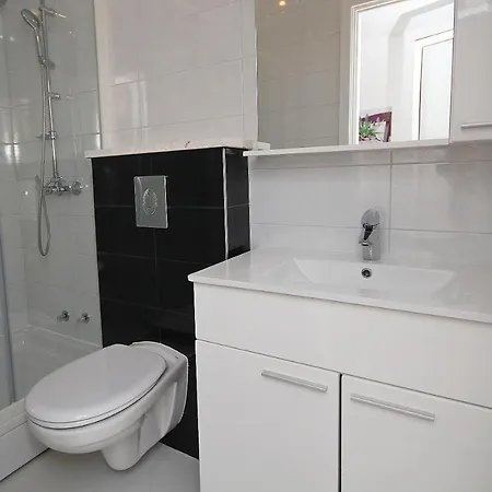 Veseljko Apartment Tucepi