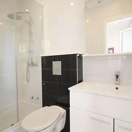 Veseljko Apartment *